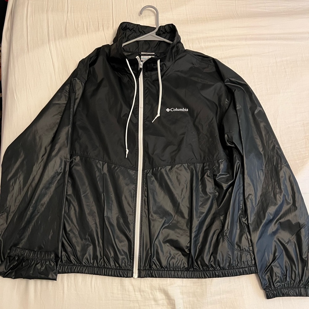 Black Morning View Collared Windbreaker